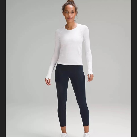 NWT Lululemon Base Pace HR Tight 25" True Navy - Picture 3 of 5